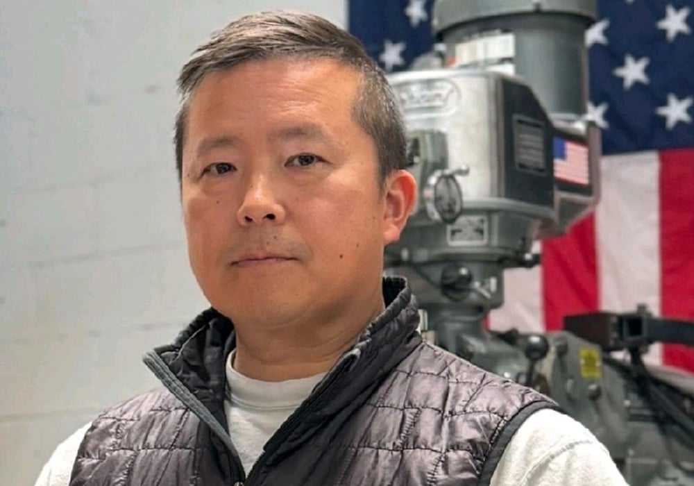 David Liu Headshot 1000x700